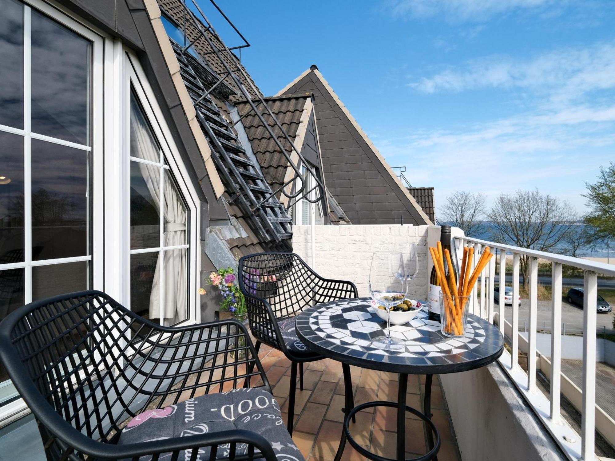 Smile, Wunderschoene Wohnung Direkt Am Strand Harrislee Exterior photo